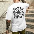 Eat Pie Repeat 面白い感謝祭のユーモア メンズTシャツ バックプリント 彼への贈り物
