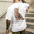 Mischief In Fur 猫写真 キジトラ 猫好き ネタ 猫しもべ 猫飼い 猫依存症 猫オーナー メンズTシャツ バックプリント 彼への贈り物