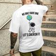 Planets We Only Have One Let's Cherish It 宇宙飛行士 メンズTシャツ バックプリント 彼への贈り物