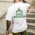 Tree Hugger 環境保護主義者 ヴィンテージ レトロ 自然愛好家 長袖tシャツ メンズTシャツ バックプリント 彼への贈り物