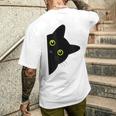 【覗くネコ】黒猫 にゃんこ 猫好き 猫 可愛い ネコ 子猫 ネコ好き 面白い 変な 遊び心 ネタ ウケ狙い おもしろ メンズTシャツ バックプリント 彼への贈り物