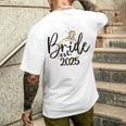 ブライダルシャワー フューチャー Mrs Wedding 2025 Bride メンズTシャツ バックプリント 彼への贈り物