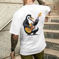 ベースギターを弾くペンギン ペンギン メンズTシャツ バックプリント 彼への贈り物