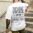 ヴィンテージ 1970 男性用 レトロ 面白い 1970 誕生日 メンズTシャツ バックプリント 彼への贈り物