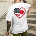 米国 アメリカ 日本 ハートフラッグ 二重国籍。 メンズTシャツ バックプリント 彼への贈り物