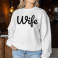 【Wife】妻 嫁 奥さん シンプル おしゃれ 英語 英文字 夫婦お揃い 結婚祝い カップル ペアルック おもしろ ペア レディーススウェットシャツ 面白い贈り物