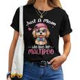 Just Mom Who Loves Her Maltipooママ レディースTシャツ