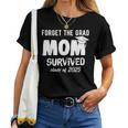 Proud Mom Of A 2025 Graduate 2025 Graduation Women T-shirt