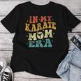 In My Karate Mom Era 面白い 空手 ママ ヴィンテージ 母の日 レディースTシャツ 面白い贈り物