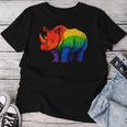 Lgbt 力強い虹色のサイ Rainbow Rhinoceros Graphic レディースTシャツ 面白い贈り物