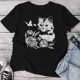 バラと蝶の猫、花柄 レディースTシャツ 面白い贈り物