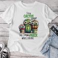 I'm No Cactus Expert But Know A Prick When Iee One レディースTシャツ 面白い贈り物