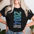 20歳の誕生日プレゼント 女の子 男の子 2004 限定版 レディースTシャツ 彼女への贈り物