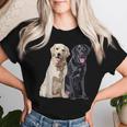 Happy Two Labradors ゴールデンブラック ラボレトリバー Mom Dad レディースTシャツ 彼女への贈り物