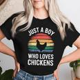 Just A Boy Who Loves Chickens シャツ キッズ 幼児 男の子 チキン レディースTシャツ 彼女への贈り物