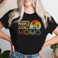 My Favorite People Call Me Momo ヴィンテージ レトロ 面白い モモモ レディースTシャツ 彼女への贈り物
