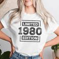 45 Cumpleaños Hombres 45 Años Retro Es Nacidos En 1980 Camiseta de mujer Regalos para ella