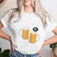 米寿祝い ビール好き 酒好き レトロ 父 母 男性 女性 88歳お祝い Cheers To Embracing Life レディースTシャツ 彼女への贈り物