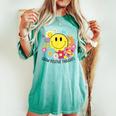 Grow Positive Thoughts イエロー スマイルフェイス 花 キッズ 女の子 レディースオーバーサイズコンフォートTシャツ Chalky Mint