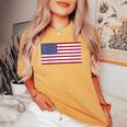アメリカの国旗 アメリカの愛国心 アメリカの男性 女性 子供 アメリカの国旗 レディースオーバーサイズコンフォートTシャツ Mustard