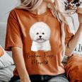 Bichon Frisé Dog Mom ビションフリーゼママかわいい子犬犬の所有者ビションフリーゼ犬 レディースオーバーサイズコンフォートTシャツ Yam