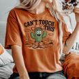 Can't Touch This Cactus Cowboy ウエスタンカートゥーン ユーモア レディースオーバーサイズコンフォートTシャツ Yam