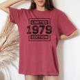 46歳の誕生日 男性 女性 46歳 ヴィンテージ 1979年 レディースオーバーサイズコンフォートTシャツ Crimson