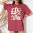 Theame Age As Old People 面白いレトロエイジジョーク レディースオーバーサイズコンフォートTシャツ Crimson