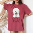 Bichon Frisé Dog Mom ビションフリーゼママかわいい子犬犬の所有者ビションフリーゼ犬 レディースオーバーサイズコンフォートTシャツ Crimson