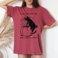 Magic Coffee Cat 面白い猫 レディースオーバーサイズコンフォートTシャツ Crimson