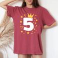キッズ 誕生日 数字 5歳 男の子 女の子 キング クイーン レディースオーバーサイズコンフォートTシャツ Crimson