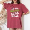In Mycout Girl Era ファニースカウトガール スカウト キャンプ レディースオーバーサイズコンフォートTシャツ Crimson