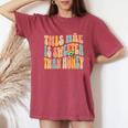 Mãe Portugués Mamá Día De La Madre Divertido Groovy Ondulado Texto Camiseta extragrande cómoda para mujer Crimson