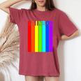 Rainbow レインボー《虹 カラー》【デザインアート】文字 7色 カラフル レディースオーバーサイズコンフォートTシャツ Crimson