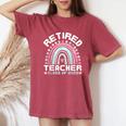 Retired Teacher Class Of 2025 Rainbow Retro Graduation レディースオーバーサイズコンフォートTシャツ Crimson