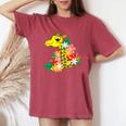 キリン 花 Giraffes Flower レディースオーバーサイズコンフォートTシャツ Crimson