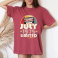 ヴィンテージ誕生日 50歳 男性 女性 1975年7月生まれ レディースオーバーサイズコンフォートTシャツ Crimson