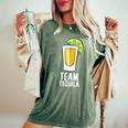 Team Tequila アルコール シンコ・デ・マヨ メキシカンテキーラ レディースオーバーサイズコンフォートTシャツ Moss