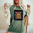 カラフルな汗が今輝き、男の子と女の子のためのステートメント。 レディースオーバーサイズコンフォートTシャツ Moss