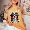 Berner Mommyバーニーズマウンテンドッグ ママ 犬 ママ 母の日 バーニーズマミー レディースオーバーサイズコンフォートTシャツ Mustard