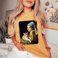 Girl With A Pearl Earring And A Cat 名画パロディ アート猫 レディースオーバーサイズコンフォートTシャツ Mustard