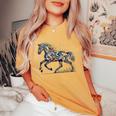 Horse Lover Majestic Horse 馬のグラフィック デザイン レディースオーバーサイズコンフォートTシャツ Mustard