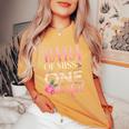 Papa Of Miss Onederful Girls 1歳の誕生日 マッチングファミリー レディースオーバーサイズコンフォートTシャツ Mustard