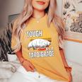 Tardigrade ウミグマ クマムシ 苔 生物学 レディースオーバーサイズコンフォートTシャツ Mustard