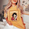 Vintage Horror Play With Me Haunted Ichimatsu Doll レディースオーバーサイズコンフォートTシャツ Mustard