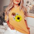 ひまわり ガーベラ 花 デイジー ガーベラ 花 デイジー 花柄 レディースオーバーサイズコンフォートTシャツ Mustard