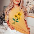 ひまわりの花束 春のフローラルガーデン 黄色の花 レディースオーバーサイズコンフォートTシャツ Mustard