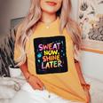 カラフルな汗が今輝き、男の子と女の子のためのステートメント。 レディースオーバーサイズコンフォートTシャツ Mustard
