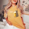 ビールをすすめるねこ2 猫 ビール Cat Beer レディースオーバーサイズコンフォートTシャツ Mustard