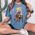 Cool Teddy Bear Playing Horse Polo Game Illustration Graphic レディースオーバーサイズコンフォートTシャツ Blue Jean